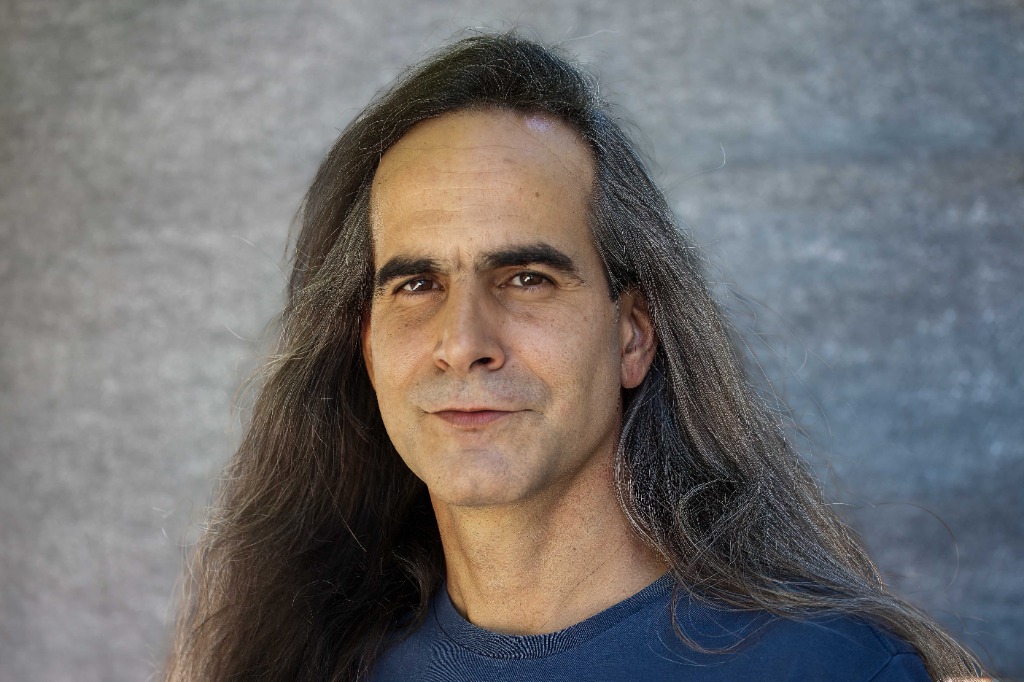 Raúl Capote - Look limpio, maduro